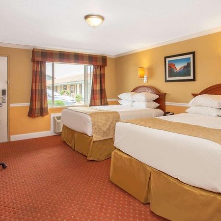 Travelodge By Wyndham Hawthorne Dış mekan fotoğraf