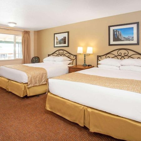 Travelodge By Wyndham Hawthorne Dış mekan fotoğraf