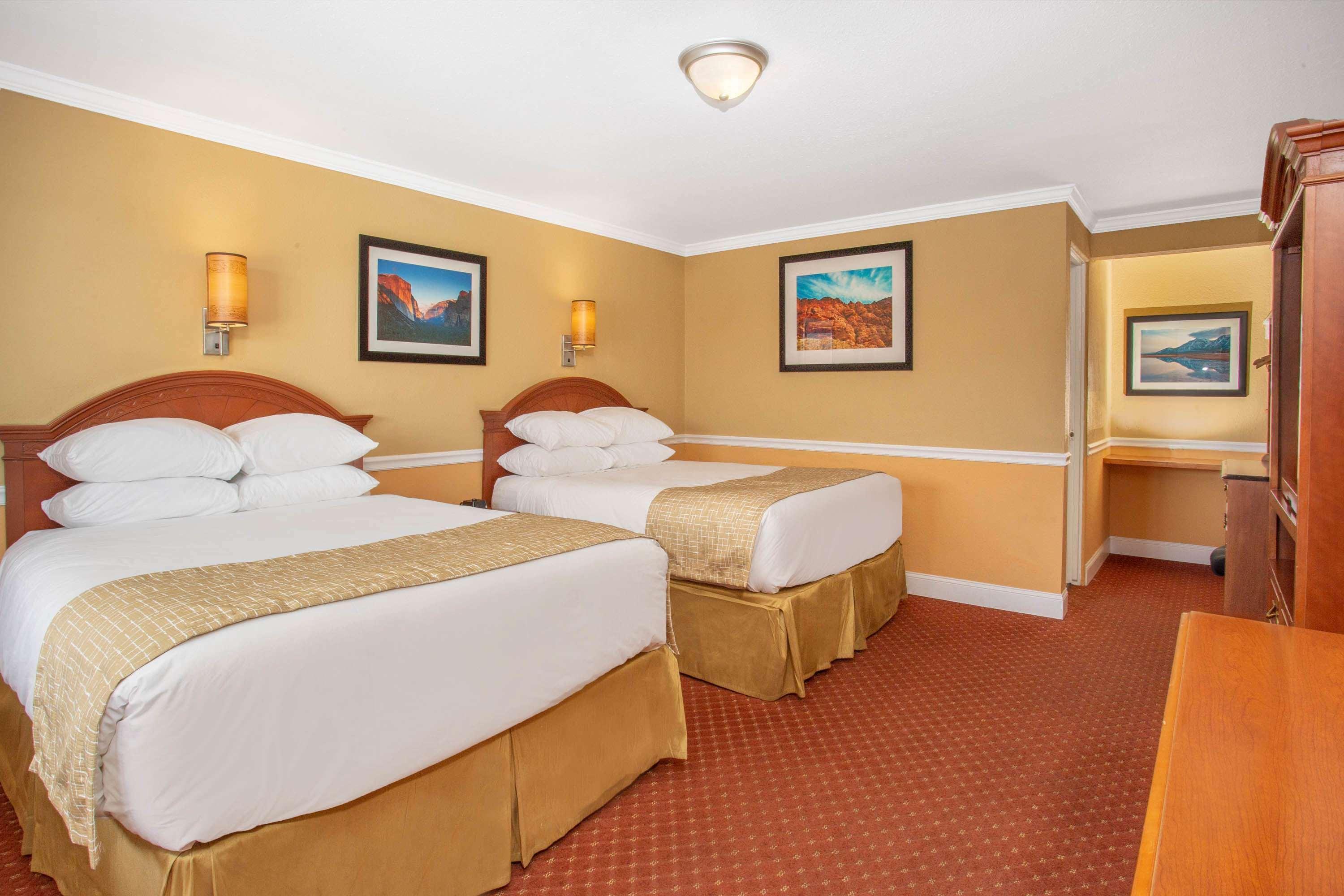 Travelodge By Wyndham Hawthorne Dış mekan fotoğraf