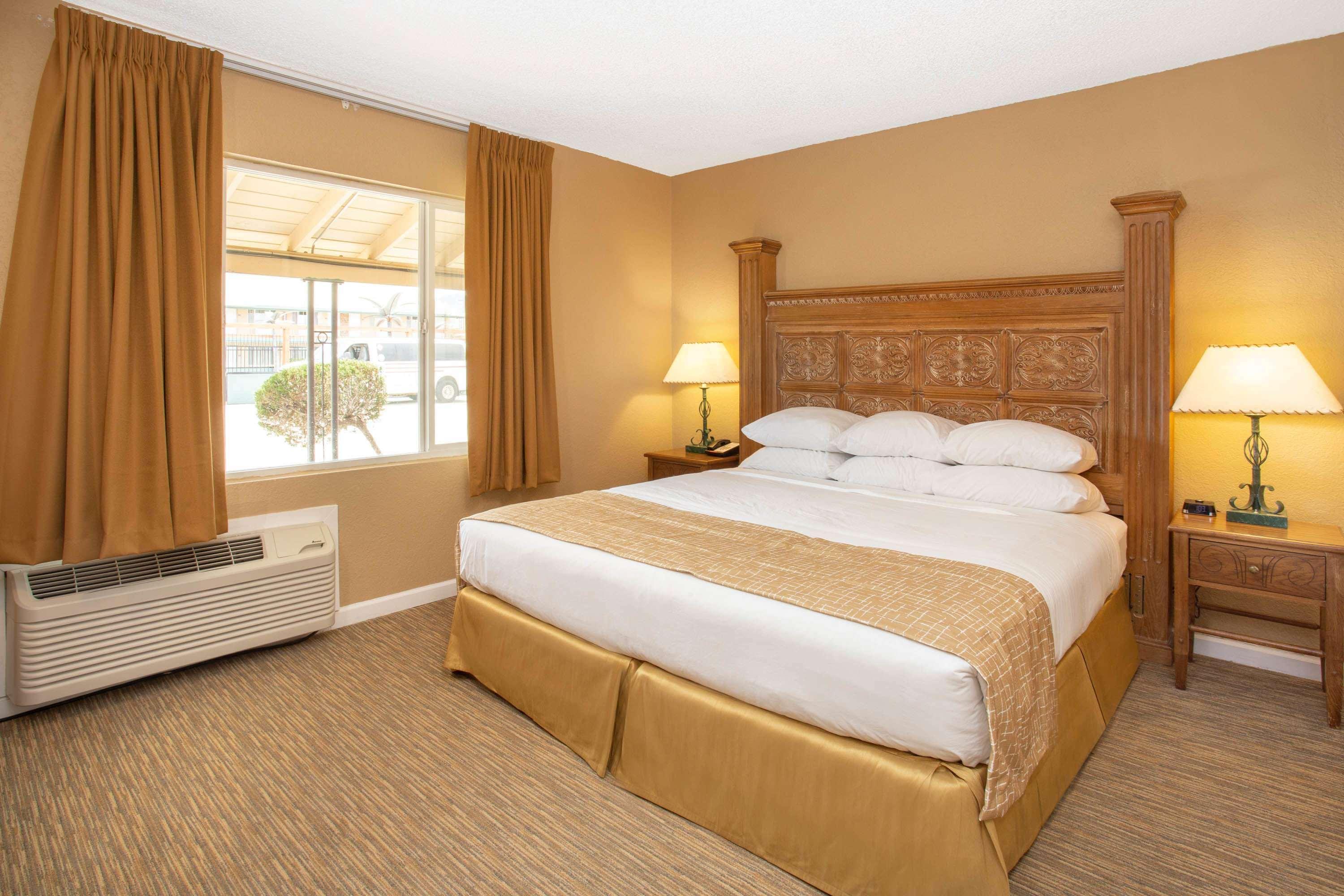 Travelodge By Wyndham Hawthorne Dış mekan fotoğraf
