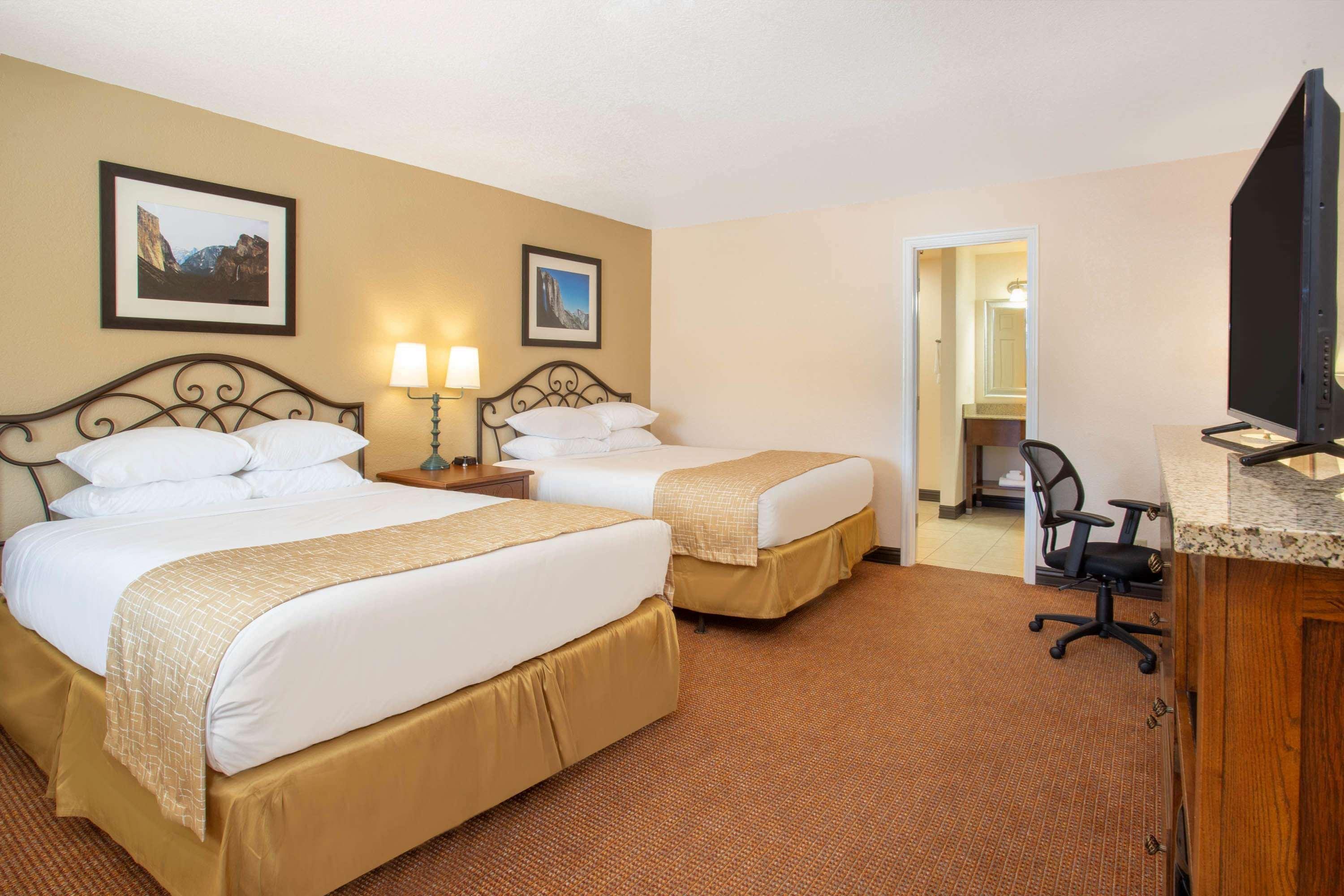 Travelodge By Wyndham Hawthorne Dış mekan fotoğraf